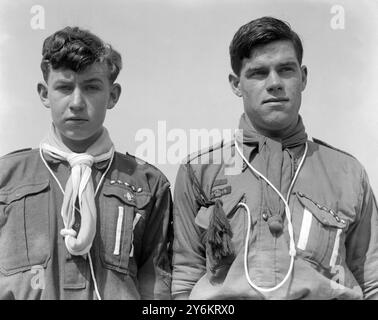 Ernest Shackleton Antarctic Expedition due esploratori della Expedition Patrol leader Norman Mooney (a sinistra) e del Patrol leader James Marr (a destra) 1921 Foto Stock