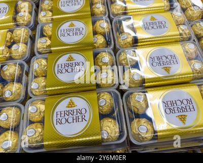 Scatole di cioccolatini Ferrero Rocher Foto Stock