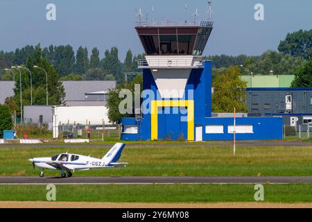 Francia, Hauts de France, Pas-de-Calais, Lestrem, Calonne-sur-la-Lys, aeroporto di Merville, Socata TB20 Trinidad Foto Stock