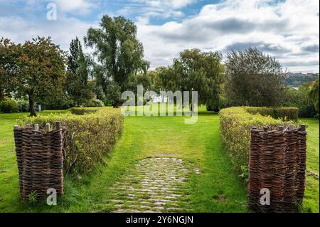 Lungolago dalle zone più vicine della città medievale di Viborg, Danimarca Foto Stock