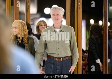 25 settembre 2024, Lucca, Lucca, Italia: L'attore Matthew Modine con la moglie Caridad Rivera sul Red Carpet per l'anteprima italiana del film The Martin girato al Lucca Film Festival 2024 (Credit Image: © Stefano dalle Luche/Pacific Press via ZUMA Press Wire) SOLO USO EDITORIALE! Non per USO commerciale! Foto Stock