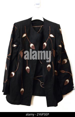 Giacca/blusa aperta in pelle Renardeau, designer greco Foto Stock