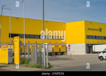 DHL Zustellbasis Charlottenburg, Rohrdamm, Charlottenburg, Berlino, Deutschland *** base di consegna DHL Charlottenburg, Rohrdamm, Charlottenburg, Berlino, Germania Foto Stock