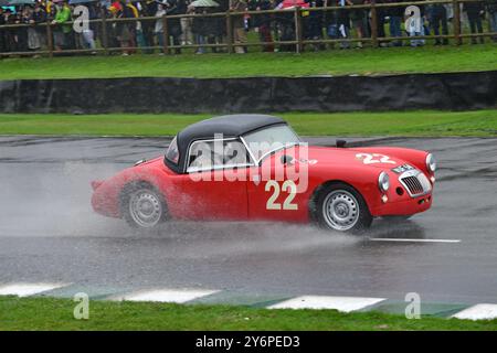 Neil Burnside, MG MGA Twin Cam, Fordwater Trophy, una gara di venticinque minuti per piloti singoli per vetture GT e sportive basate sulla produzione che hanno gareggiato nella Foto Stock