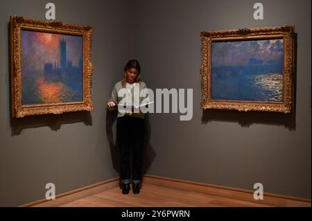 The Griffin Catalyst Exhibition, Monet e Londra. Vedute del Tamigi 27 settembre - 19 gennaio 2025 presso Denise Coates Exhibition Galleries , The Courtauld Gallery ... Foto Stock