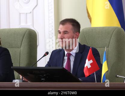 CHERNIHIV, UCRAINA - 24 SETTEMBRE 2024 - il sindaco di Chernihiv, Oleksandr Lomako, interviene durante una conferenza stampa, Chernihiv, Ucraina settentrionale Foto Stock