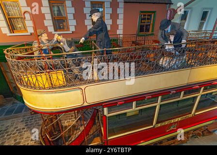 Irlanda del Nord, Cultra, Ulster Folk & Transport Museum, gallerie stradali, tram, tram Foto Stock