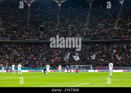 Tifosi FCSB durante il primo round della UEFA Europa League, tra Fotball Club FCSB e Rigas Futbola Skola il 26 settembre 2024 allo stade National Arena di Bucarest, Romania - Photo Mihnea Tatu/LightSpeed Images/DPPI Credit: DPPI Media/Alamy Live News Foto Stock