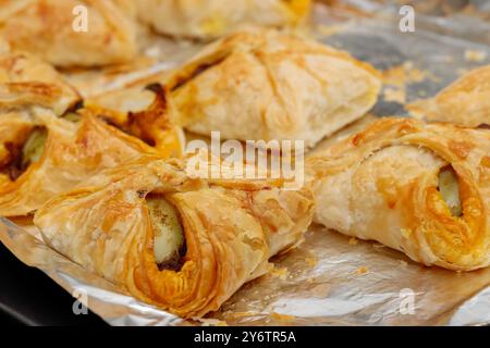Primo piano immagine dei gustosi braccialetti d'uovo in stile Kerala Foto Stock