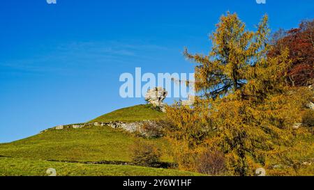 Valle delle Sfingi. Paesaggio autunnale. Velo Veronese. Provincia di Verona. Veneto, Italia Foto Stock