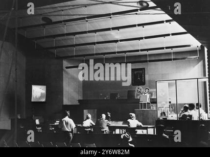 LAW & ORDER EICHMANN TRAIL A GERUSALEMME - DR ROBERT SERVATIUS 1 GIUGNO 1961 Foto Stock