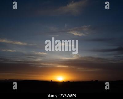 Alba sulle dune di sabbia di Erg Chegaga, Marocco Foto Stock