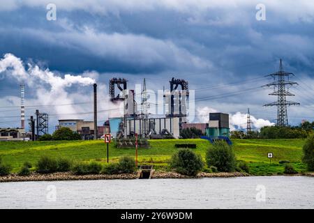 ThyssenKrupp Steel Stahlwerk a Duisburg-Bruckhausen, Hochöfen 8 e 9, Rhein, Duisburg, NRW, Deutschland ThyssenKrupp Stahlwerk *** acciaierie ThyssenKrupp a Duisburg Bruckhausen, altiforni 8 e 9, Reno, Duisburg, NRW, Germania ThyssenKrupp Steelworks Foto Stock