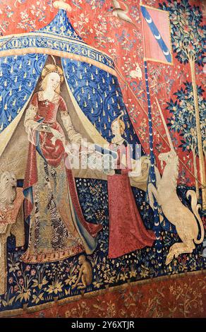 La Signora e l'unicorno, il mio unico desiderio, arazzi in stile millefleurs, lana e seta, Paesi Bassi meridionali o Parigi (?), circa 1500, Museo Nazionale Foto Stock