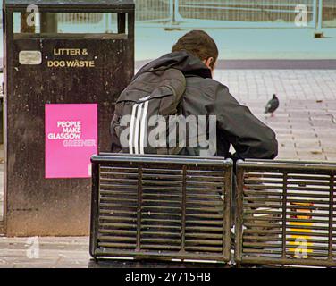 Glasgow, Scozia, Regno Unito. 27 settembre 2024. Meteo nel Regno Unito: Soleggiato nel centro della città. Credit Gerard Ferry/Alamy Live News Foto Stock