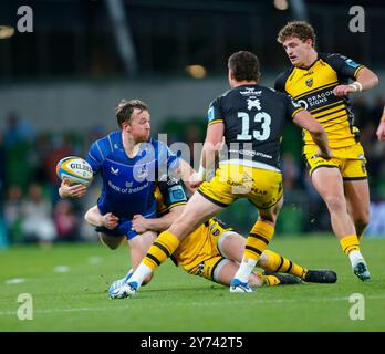 Aviva Stadium, Dublino, Irlanda. 27 settembre 2024. United Rugby Championship, Leinster Versus Dragons; Liam Turner di Leinster è placcato Credit: Action Plus Sports/Alamy Live News Foto Stock