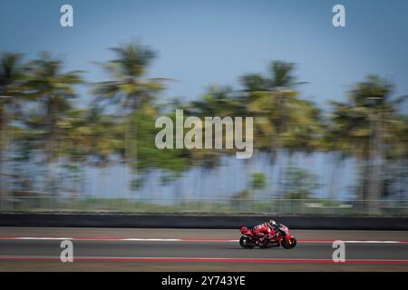 Lombok, Indonesia. 27 settembre 2024. Prove libere prima del Pertamina Grand Prix of Indonesia di MotoGP sul circuito di Mandalika. 27 settembre 2024 in foto: Enea Bastianini Entrenamientos libres previos al Gran Premio Pertamina de MotoGP deIndonesia en el circuito de Mandalika, 27 de septiembre de 2024 POOL/ MotoGP.com/Cordon le immagini della stampa saranno ad uso esclusivamente editoriale. Credito obbligatorio: © motogp.com credito: CORDON PRESS/Alamy Live News Foto Stock