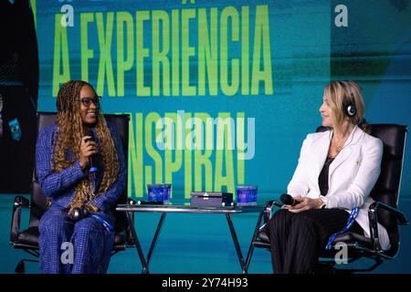 São PAOLO, SP - 27.09.2024: COB EXPO - ginnasta Rebeca Andrade e Nadia Comaneci, vincitrice di nove medaglie olimpiche in ginnastica artistica, parteciperanno ad una tavola di discussione questa notte di venerdì (27) durante la COB Expo. L'evento riunisce atleti, ex atleti, club, aziende e appassionati di sport in un unico spazio con conferenze e attività. La fiera si svolge da mercoledì (25) a domenica (29) presso il centro eventi Pro Magno, a São Paolo, SP. (Foto: Rodilei Morais/Fotoarena) Foto Stock