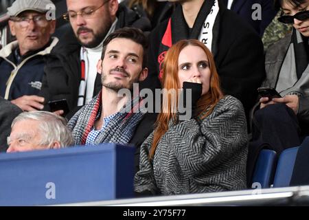 Parigi, Francia. 27 settembre 2024. Ospite alla partita di calcio francese L1 tra il Paris Saint-Germain e lo Stade Rennais F.C., allo stadio Parc des Princes di Parigi il 27 settembre 2024. Foto di Lionel Urman/ABACAPRESS. COM credito: Abaca Press/Alamy Live News Foto Stock