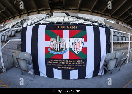 Newcastle, Regno Unito. 28 settembre 2024. A Toon Army flag durante la partita di Premier League Newcastle United vs Manchester City al St. James's Park, Newcastle, Regno Unito, 28 settembre 2024 (foto di Mark Cosgrove/News Images) a Newcastle, Regno Unito, il 9/28/2024. (Foto di Mark Cosgrove/News Images/Sipa USA) credito: SIPA USA/Alamy Live News Foto Stock