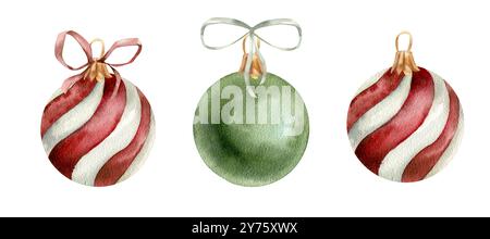 Albero di Natale e clipart decorativo degli interni invernali ad acquerello. Palline colorate retrò disegnate a mano con fiocchi per festeggiare l'invito e il saluto Foto Stock