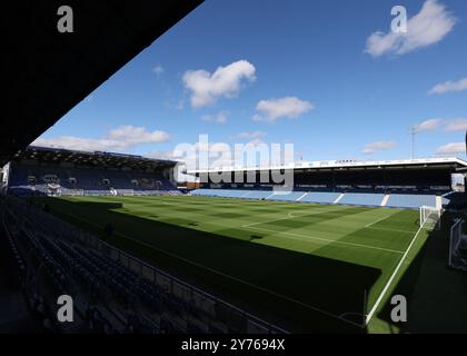 Portsmouth, Regno Unito. 28 settembre 2024. Vista generale dello stadio prima della partita del campionato Sky Bet a Fratton Park, Portsmouth. Il credito per immagini dovrebbe essere: Paul Terry/Sportimage Credit: Sportimage Ltd/Alamy Live News Foto Stock