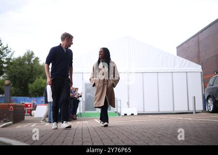 Birmingham, Regno Unito. 28 settembre 2024. Immagine © concessa in licenza a Parsons Media. 28/09/2024. Birmingham, Regno Unito. Arrivi della conferenza del partito conservatore. Hotel Hyatt Regency. Il leader del Partito Conservatore Rishi Sunak arriva all'Hyatt Regency Hotel prima della Conferenza del Partito Conservatore 2024. Foto di Ryan Jenkinson/Parsons Media Credit: andrew parsons/Alamy Live News Foto Stock