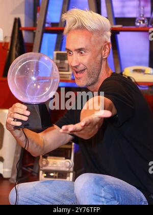 Roma, Italia. 28 settembre 2024. Roma, Teatro delle vittorie, programma televisivo "la fisica dell'amore". Nella foto: Vincenzo Schettini credito: Independent Photo Agency Srl/Alamy Live News Foto Stock