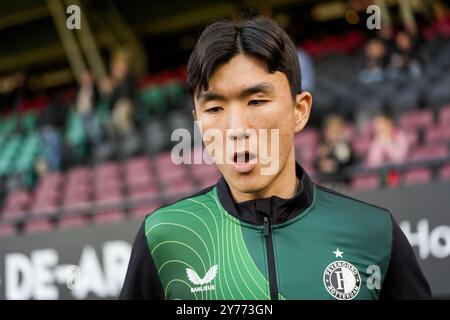 Nijmegen, Paesi Bassi. 28 settembre 2024. Nijmegen - in-beom Hwang di Feyenoord durante il settimo round della stagione Eredivisie 2024/2025. La partita è ambientata tra NEC Nijmegen e Feyenoord a Goffertstadion il 28 settembre 2024 a Nijmegen, nei Paesi Bassi. Credito: Foto Box to Box/Alamy Live News Foto Stock