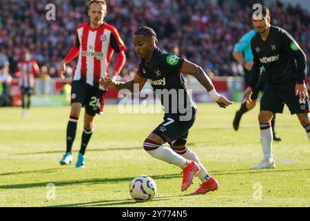 Londra, Regno Unito. 28 settembre 2024. Crysencio Summerville of West Ham United durante il Brentford FC vs West Ham United FC al Gtech Community Stadium, Londra, Inghilterra, Regno Unito il 28 settembre 2024 Credit: Every Second Media/Alamy Live News Foto Stock