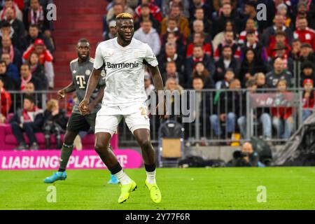 Victor Boniface (Bayer 04 Leverkusen, 22), FC Bayern Muenchen vs. Bayer 04 Leverkusen , Fussball, Bundesliga, 5. Spieltag, Saison 24/25, 28.09.2024, LE NORMATIVE DFL VIETANO QUALSIASI USO DI FOTOGRAFIE COME SEQUENZE DI IMMAGINI, foto: Eibner-Pressefoto/Jenni Maul Foto Stock