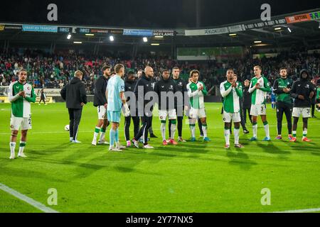 Nijmegen, Paesi Bassi. 28 settembre 2024. Nijmegen - giocatori del Feyenoord durante il settimo turno della stagione Eredivisie 2024/2025. La partita è ambientata tra NEC Nijmegen e Feyenoord a Goffertstadion il 28 settembre 2024 a Nijmegen, nei Paesi Bassi. Credito: Foto Box to Box/Alamy Live News Foto Stock