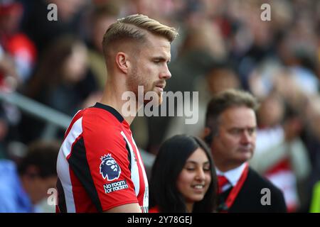 Londra, Regno Unito. 28 settembre 2024. Londra, Inghilterra, 28 settembre 2024: Kristoffer Ajer (20 Brentford) durante la partita di Premier League tra Brentford e West Ham United al Gtech Community Stadium di Londra, Inghilterra (Alexander Canillas/SPP) crediti: SPP Sport Press Photo. /Alamy Live News Foto Stock