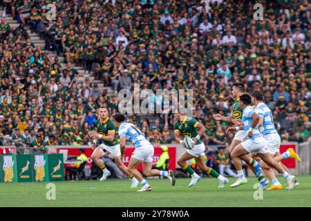 Mbombela, Sudafrica. 28 settembre 2024. Mane Libbok rompe con il pallone durante la partita del Castle Lager Rugby Championship 2024 allo stadio Mbombela credito: AfriPics.com/Alamy Live News Foto Stock