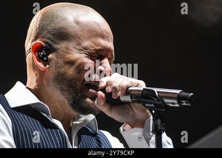 Buenos Aires, Argentina (28 settembre 2024). Cantante e rapper portoricano Residente (René Pérez, ex Calle 13) che si esibisce dal vivo a Buenos Aires. Crediti: Mariano Garcia/Alamy Live News Foto Stock