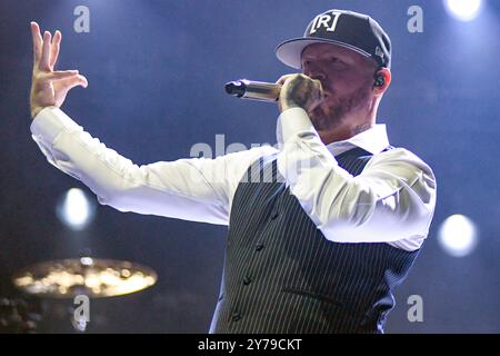 Buenos Aires, Argentina (28 settembre 2024). Cantante e rapper portoricano Residente (René Pérez, ex Calle 13) che si esibisce dal vivo a Buenos Aires. Crediti: Mariano Garcia/Alamy Live News Foto Stock