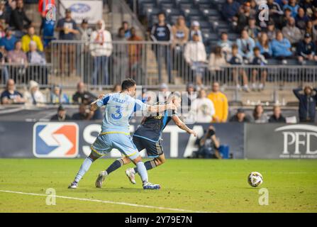 Chester, Pennsylvania, Stati Uniti. 28 settembre 2024. DERRICK WILLIAMS (3) dell'Atlanta United FC in azione contro TAI BARIBO della Philadelphia Union (28) durante la partita al Subaru Park di Chester PA (Credit Image: © Ricky Fitchett/ZUMA Press Wire) SOLO PER USO EDITORIALE! Non per USO commerciale! Crediti: ZUMA Press, Inc./Alamy Live News Foto Stock