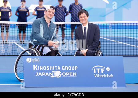 Tokyo, Giappone. 29 settembre 2024. Gustavo FERNANDEZ (secondo classificato) posa per le telecamere durante la cerimonia di premiazione per la finale di Wheelchair Men's Singles del Kinoshita Group Japan Open Tennis Championships 2024 all'Ariake Colosseum. Questo è il torneo ATP Tour più longevo in Asia, che si è tenuto per la prima volta nel 1972. I tornei si svolgono dal 23 settembre al 1° ottobre. Tokito Oda ha vinto 6/3, 6/4. (Credit Image: © Rodrigo Reyes Marin/ZUMA Press Wire) SOLO PER USO EDITORIALE! Non per USO commerciale! Crediti: ZUMA Press, Inc./Alamy Live News Foto Stock