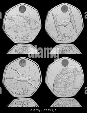 2024 Set di 4 veicoli spaziali Star Wars e King Charles III 50p coniati nel Regno Unito. Millennium Falcon, TIE Fighter, Death Star II e X-Wing Fighter. Foto Stock