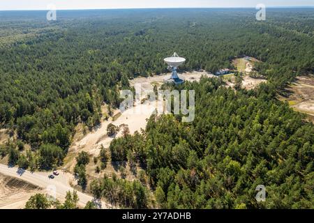 Vista aerea dell'area ristretta del radiotelescopio Irbene in Lettonia, Europa Foto Stock