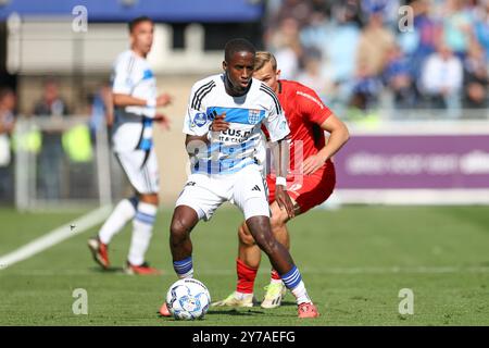 Zwolle, NLD. 28 settembre 2024. ZWOLLE, 29-09-2024, MAC3PARK Stadium, stagione 2024/2025, Eredivisie Football olandese. Il giocatore del PEC Zwolle Jamiro Monteiro durante la partita PEC Zwolle - Almere City Credit: Pro Shots/Alamy Live News Foto Stock