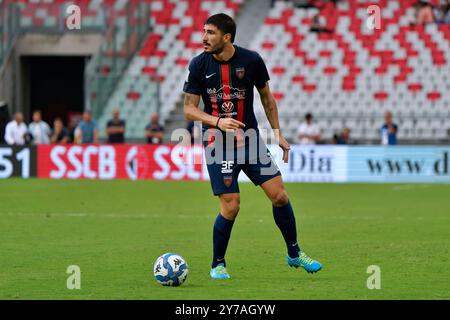 Alessandro Caporale di Cosenza durante SSC Bari vs Cosenza calcio, partita di serie B a Bari, Italia, settembre 28 2024 Foto Stock