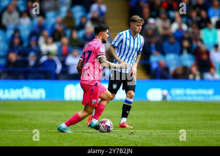 Hillsborough Stadium, Sheffield, Inghilterra - 28 settembre 2024 Alex Mowatt (27) di West Bromwich - durante la partita Sheffield Wednesday contro West Bromwich Albion, EFL Championship, 2024/25, Hillsborough Stadium, Sheffield, Inghilterra - 28 settembre 2024 crediti: Arthur Haigh/WhiteRosePhotos/Alamy Live News Foto Stock