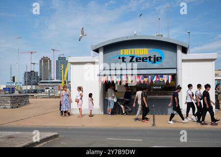 Zeetje Frituur, negozio di chip sul lungomare di Ostenda, Fiandre occidentali, Belgio Foto Stock