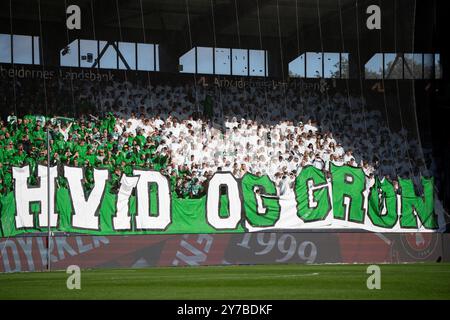 Herning, Danimarca. 29 settembre 2024. I tifosi di Viborg durante il match di Super League tra FC Midtjylland e Viborg FF all'MCH Arena di Herning domenica 29 settembre 2024. (Foto: Bo Amstrup/Ritzau Scanpix) credito: Ritzau/Alamy Live News Foto Stock