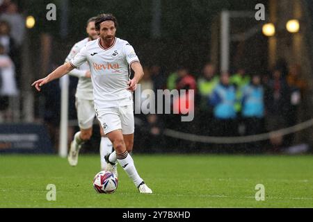 Swansea, Regno Unito. 29 settembre 2024. Joe Allen della città di Swansea in azione. Partita del campionato EFL Skybet, Swansea City contro Bristol City allo Stadio Swansea.com di Swansea, Galles, domenica 29 settembre 2024. Questa immagine può essere utilizzata solo per scopi editoriali. Solo per uso editoriale, foto di Andrew Orchard/Andrew Orchard fotografia sportiva/Alamy Live news credito: Andrew Orchard fotografia sportiva/Alamy Live News Foto Stock