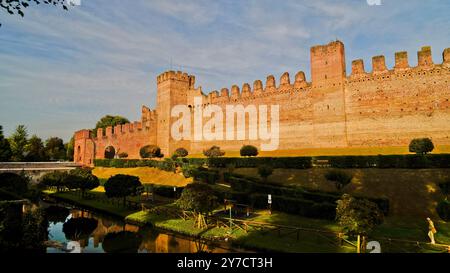 Le mura medievali di Cittadella in provincia di Treviso. Veneto, Italia Foto Stock