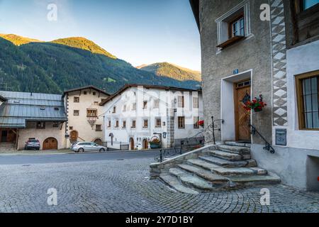 Villaggio di Müstair, patrimonio protetto, Grigioni, Svizzera Foto Stock