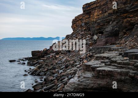 Erosion at Grebe's Nest in Wabana, Bell Island, Terranova & Labrador, Canada Foto Stock