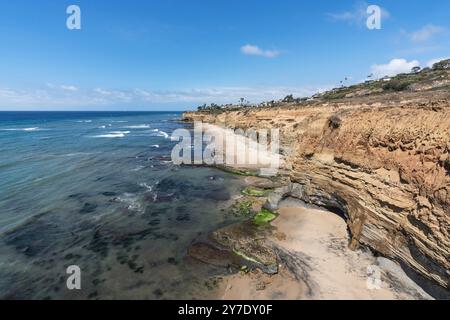 Vista del Sunset Cliffs Natural Park a San Diego, California. Foto Stock
